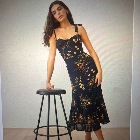 Reformation Dress Nikita Dress size 2 color: Mademoiselle - Picture 2 of 4